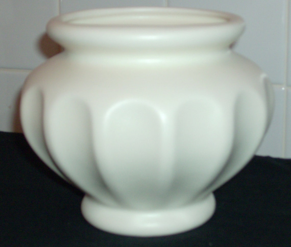 Haeger Pottery Ivory Matte FTD Vase Vintage USA Etsy