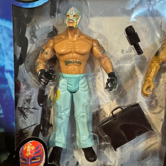 Jakks Pacific Rey Mysterio Batista WWE Deluxe Aggression Series 1
