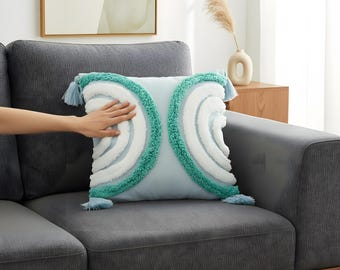 Tufted Arc Pattern Pillow Cover - Textured Geometric Throw Cover with Tassel Corners