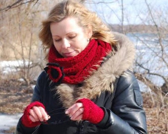 Red knit fingerless mittens and scarf set with  flower pin