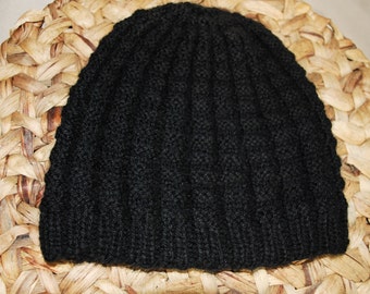 Black knit beanie for man