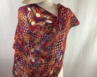 Crochet shawl/Red variegated crochet shawl