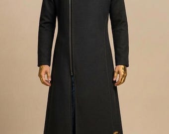 Trafalgar Law Cosplay Coat – Long Black Anime Jacket, Pirate Captain Outfit for Halloween, Conventions & Fan Events