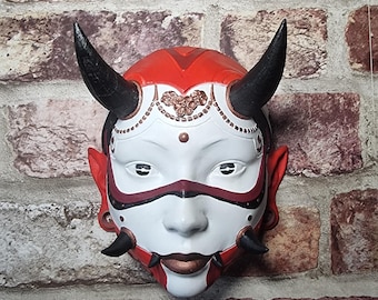 Arte de pared Hanya / Chica Oni Japonesa / Pintada a mano e impresa en 3D / Figura demoníaca tradicional