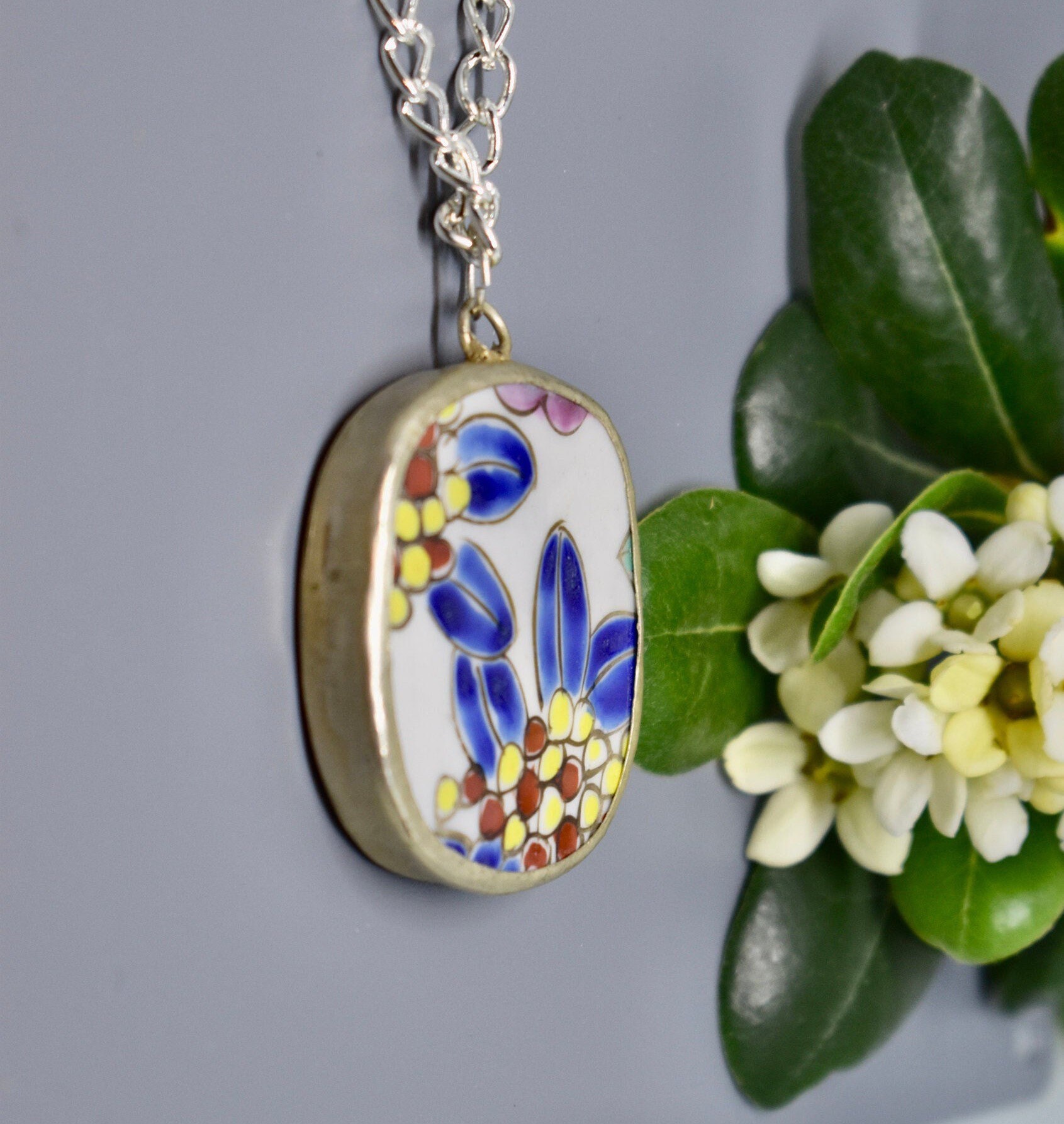 Handbemalter Porzellan Anhänger/Halskette Vintage Silberton | Etsy