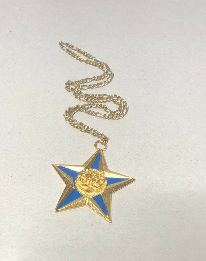 Large Star Pendant /& Matching Necklace vintage Anniversary Sale Gold Tone Blue Enamel Item No B576