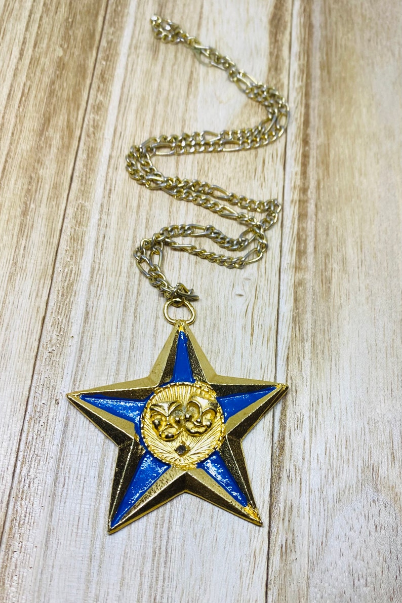 Large Star Pendant /& Matching Necklace vintage Anniversary Sale Gold Tone Blue Enamel Item No B576