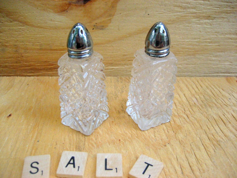 Vintage salt and pepper shakers glass classic