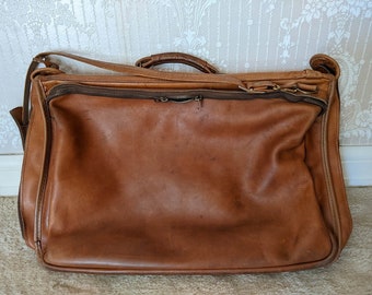 Vintage leather satchel, leather briefcase, leather shoulder bag, messenger bag with lock