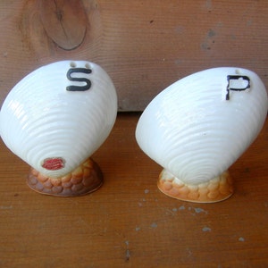 Vintage salt and pepper shakers shell art tiki image 1