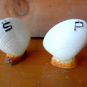 Vintage salt and pepper shakers shell art tiki image 2
