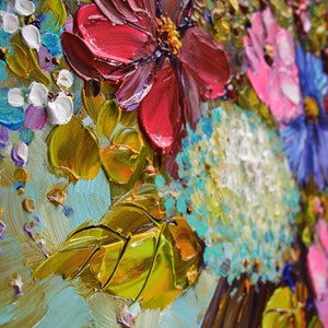 Oil Painting, Colorful Canvas Brings the Beauty and Warmth of a Lush ...