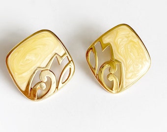 Vintage Avon Gold and Enamel Earrings | Beautiful Butterscotch Swirled Pearlized Enamel Earrings | Signed Vintage Pierced Earrings