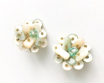 50s Shell and Turquoise Bead Cluster Earrings | Beautiful Genuine Shell Clip Earrings!