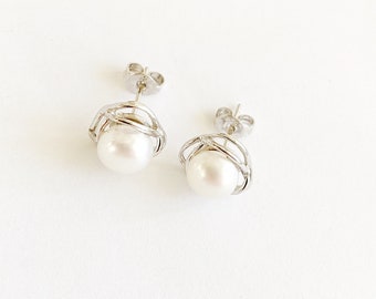Pearl Stud Earrings | Pearl earrings set in a silver ribbon border | pretty classic pearl studs | bridal pearl earrings