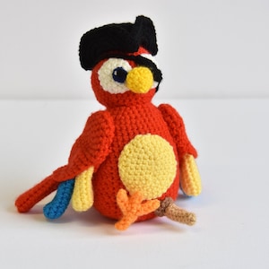 Pirate Parrot Crochet Pattern, Pirate Amigurumi, Crochet Party Parrot Amigurumi Pattern, Crochet Pattern, Party Parrot Crochet Pattern