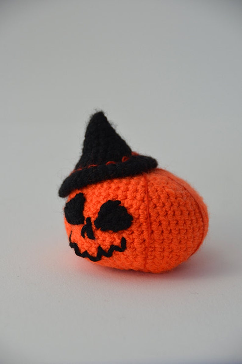 Halloween Pumpkin Crochet Pattern, Halloween Pumpkin Amigurumi, Halloween Crochet Pattern, Halloween Jack O Lantern Crochet Pattern image 3