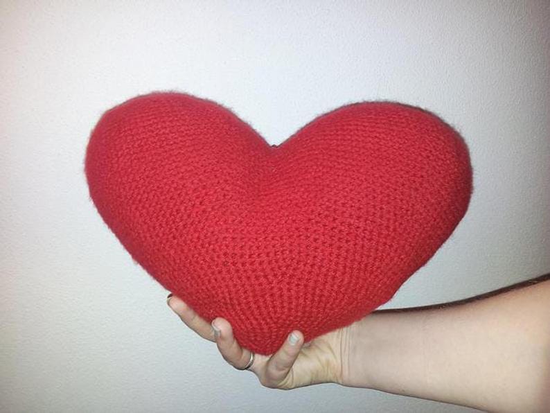 Large Heart Crochet Pattern, Crochet Heart Pattern, Amigurumi Heart Pattern, Valentine's Day Crochet Pattern, Love Crochet Pattern image 3