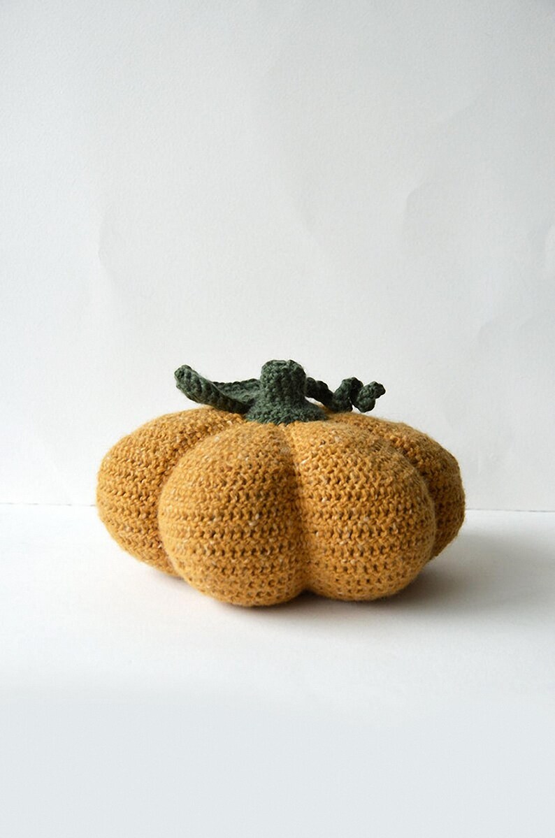 Pumpkin Crochet Pattern, Halloween Pumpkin Crochet Pattern, Seasonal Crochet Pattern, Autumn Crochet Pattern, Crochet Pumpkin Pattern image 3