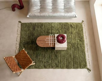 Łąka | Dywan Beni Mrirt na zamówienie | Paski z teksturą zielonego mchu | Ręcznie tkana wełna marokańska | Beniloom