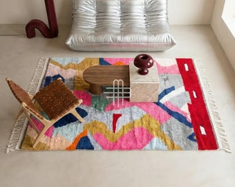 Mak | Dywan Beni Mrirt na zamówienie | Wielokolorowa sztuka abstrakcyjna | Ręcznie tkana wełna marokańska | Beniloom