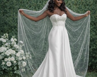 Pearl Cathedral Wedding Veil, Long Tulle Veil with Pearls