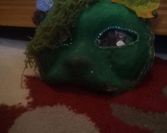 Woodland cat green