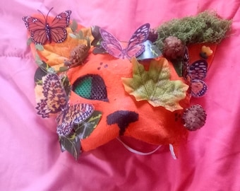 Therian orange träliknande mask