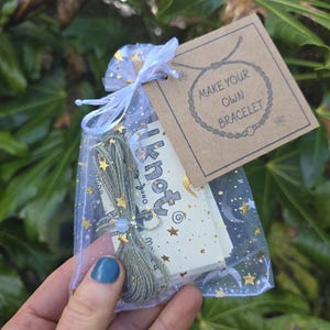 Kit de bracelets en macramé d'opale de mer | Kit de bijoux DIY pour débutant | Créez votre propre bracelet