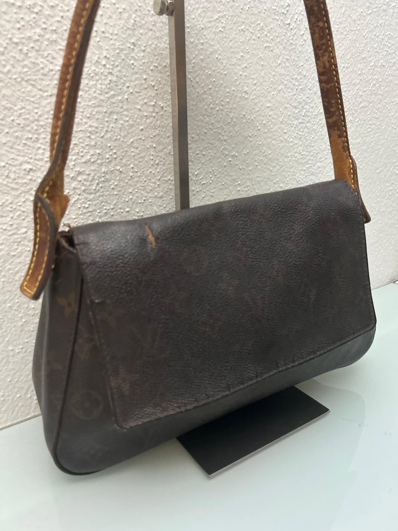 Louis Vuitton Axelväska bild 3