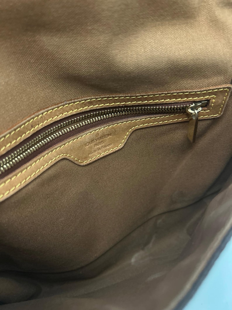 Louis Vuitton Axelväska bild 8