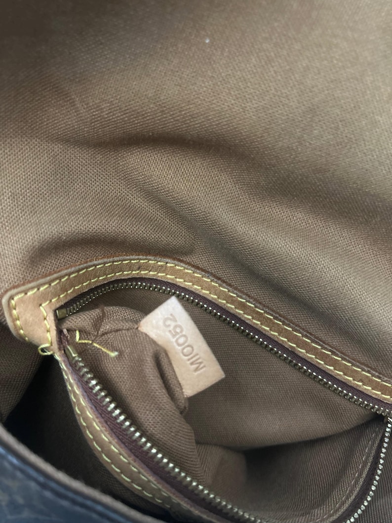 Louis Vuitton Axelväska bild 9