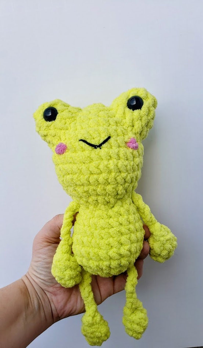 Frog Crochet Plush Toy image 1