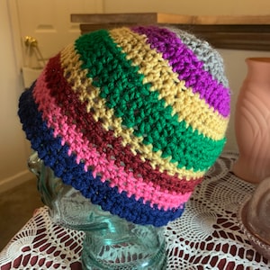 VIBRANT Multi-colored Striped Lightweight Knit Rainbow Crocheted Hat M-XL Adult Beanie Skullcap Seamless Reversible Spring Summer Fall