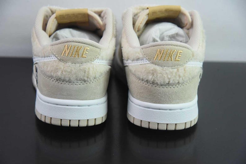 Nike Dunk Low Labubu The Monsters crème personnalisée, édition spéciale rare image 9