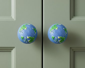 Weltraum-Schrankknöpfe, Planeten-Schubladengriffe, Astronauten-Möbelgriffe, himmlische Schrankbeschläge, Kommodenknöpfe für Kinderzimmer, einzigartige Dekoration