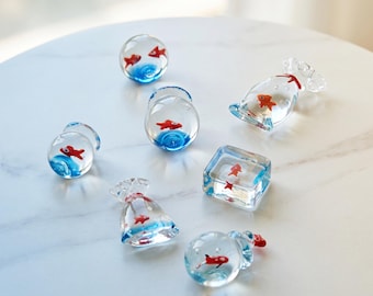 Mini Glass Goldfish Figurine Set, Handmade Glass Fish Bowl Decor, Tiny Aquarium Sculpture, Cute Desk Shelf Gift for Fish Lovers Mini