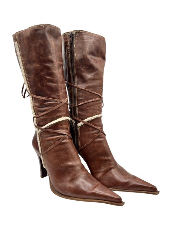 Vintage Destroy brown leather pointy boots