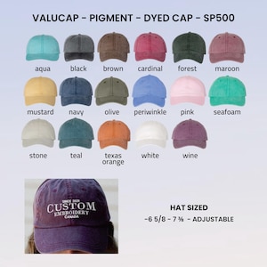 K&ouml;nnte beinhalten: Eine Kollektion von pigmentgef&auml;rbten Valucap SP500-Kappen in siebzehn Farben, darunter Aqua, Schwarz, Braun, Kardinal, Waldgr&uuml;n, Kastanienbraun, Senf, Marineblau, Oliv, Immergr&uuml;n, Pink, Meerschaum, Stein, Blaugr&uuml;n, Texas-Orange, Wei&szlig; und Wein, Gr&ouml;&szlig;e 6 5/8 - 7 3/8.
