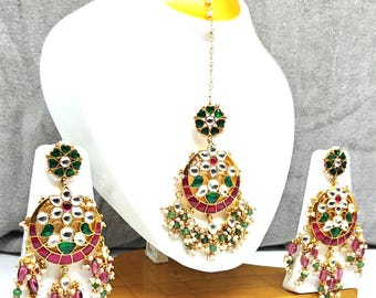 Pendientes Chandbalis Pachi Kundan y Maang Tikka, joyería étnica chapada en oro, pendientes Minakri hechos a mano, pendientes florales bohemios con Tikka.
