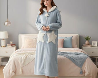 Hooded Zipper Coral Fleece Robe for Women, Warm Winter Bathrobe, Cute Star Pattern Sleepwear