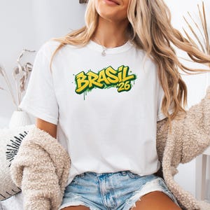 Camiseta Brasil 26, Camiseta para amantes del fútbol, Camiseta del Mundial 2026, Top para aficionados al fútbol, Camiseta Copa del Mundo, Regalo para amantes del deporte, Ropa de Brasil imagen 8