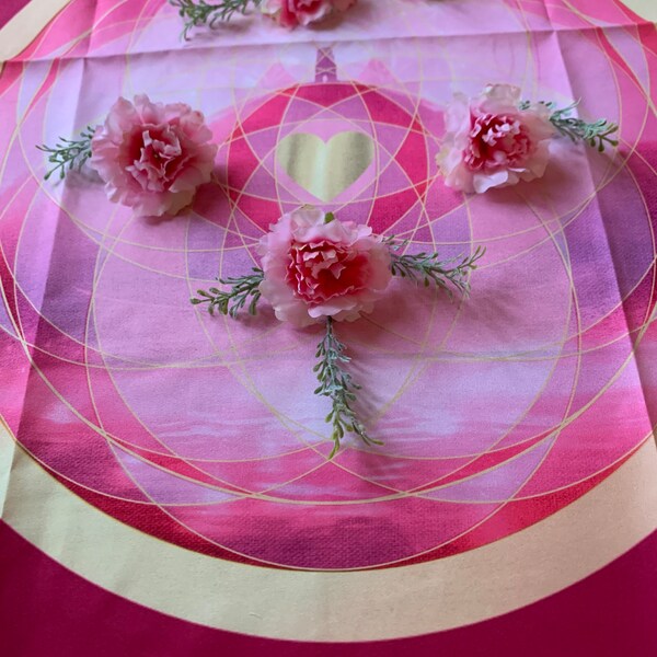 Sacred  Altar Cloth, Magenta Heart of Avalon Reading Cloth, Tarot Wrap, Crystal Grid Cloth