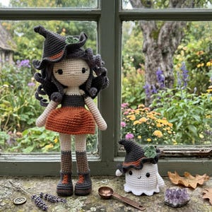 Virkmönster för amigurumi-häxa och spöke – Halloween PDF-leksak (digital nedladdning)