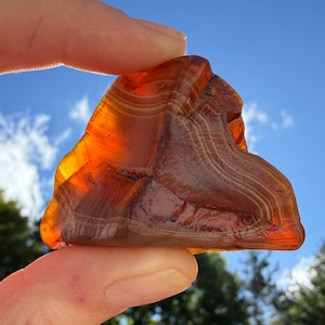 2.1 oz Jelly Carnelian Lake Superior Agate - Micro-Banded LSA Specimen (2")