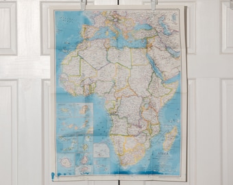 1980 Vintage Map - AFRICA - National Geographic