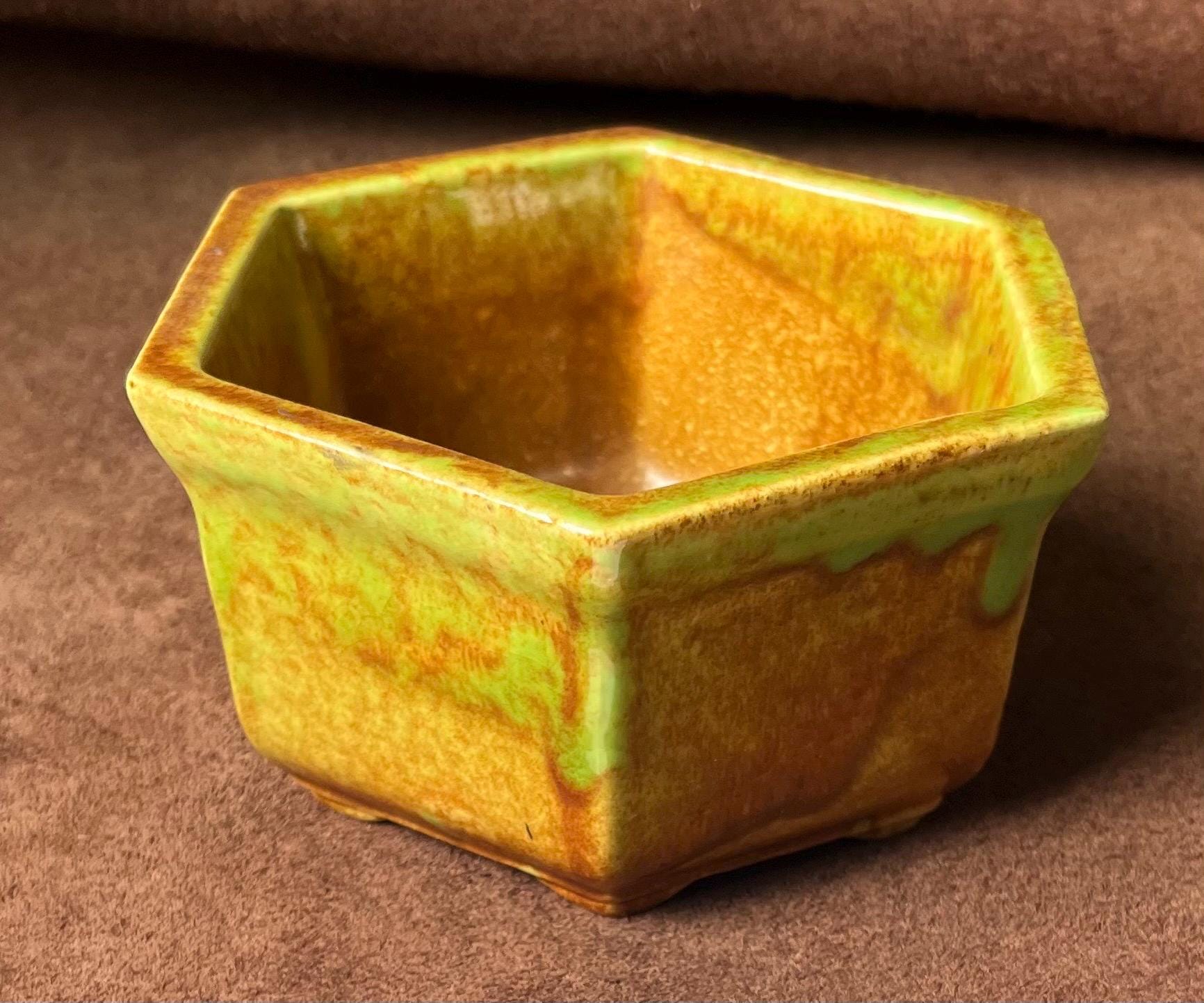 ヴィンテージの緑と茶色の陶器の釉薬皿 - Etsy 日本