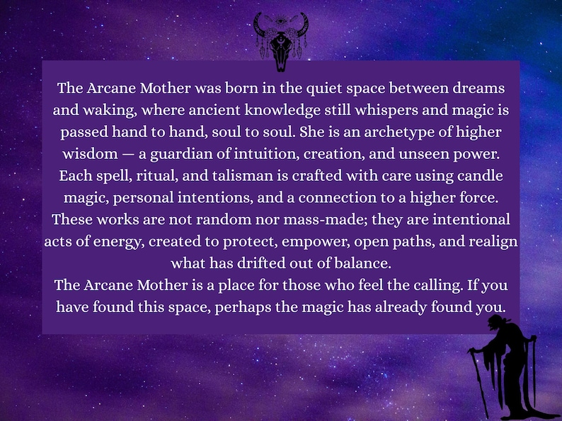 K&ouml;nnte beinhalten: Eine lila Grafik mit Text, der "The Arcane Mother" beschreibt, altes Wissen, Magie und h&ouml;here Weisheit. Eine Silhouette einer Figur mit einem Stab befindet sich in der unteren rechten Ecke.