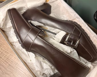 Vintage 90s Casual Corner Made in Italy Heeled Loafers