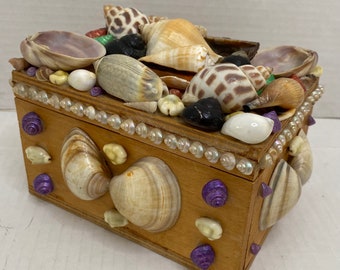 Seashells Jewellery Box Vintage 1970s British Seaside Shell Covered Trinket Jewel Box-Home Decor-Beach Souvenir Gift-Large size 6x4.5 inches